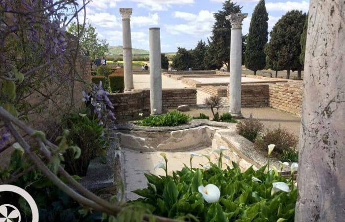 gardens seville italica tour